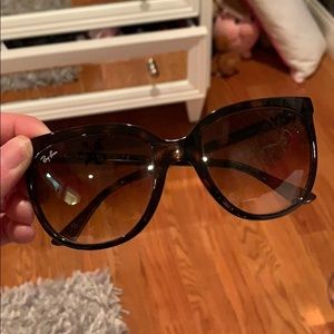Ray ban tortoise cat eye sunglasses
